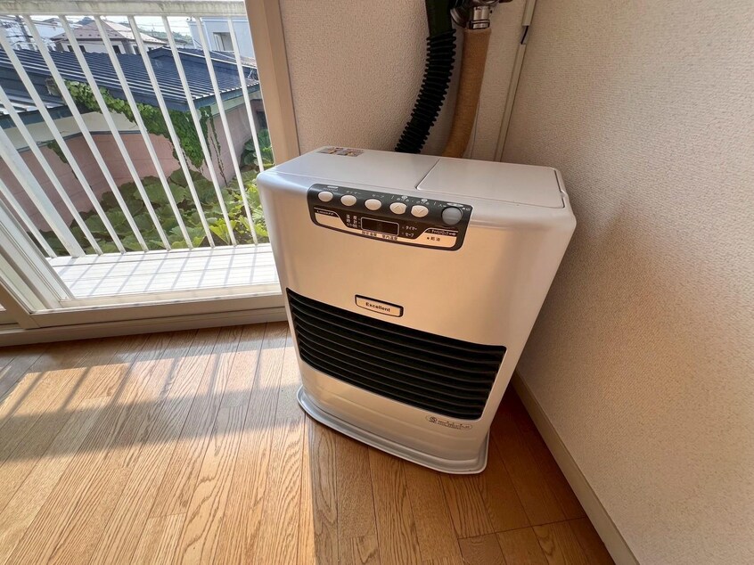 灯油FFストーブ メゾン白藤