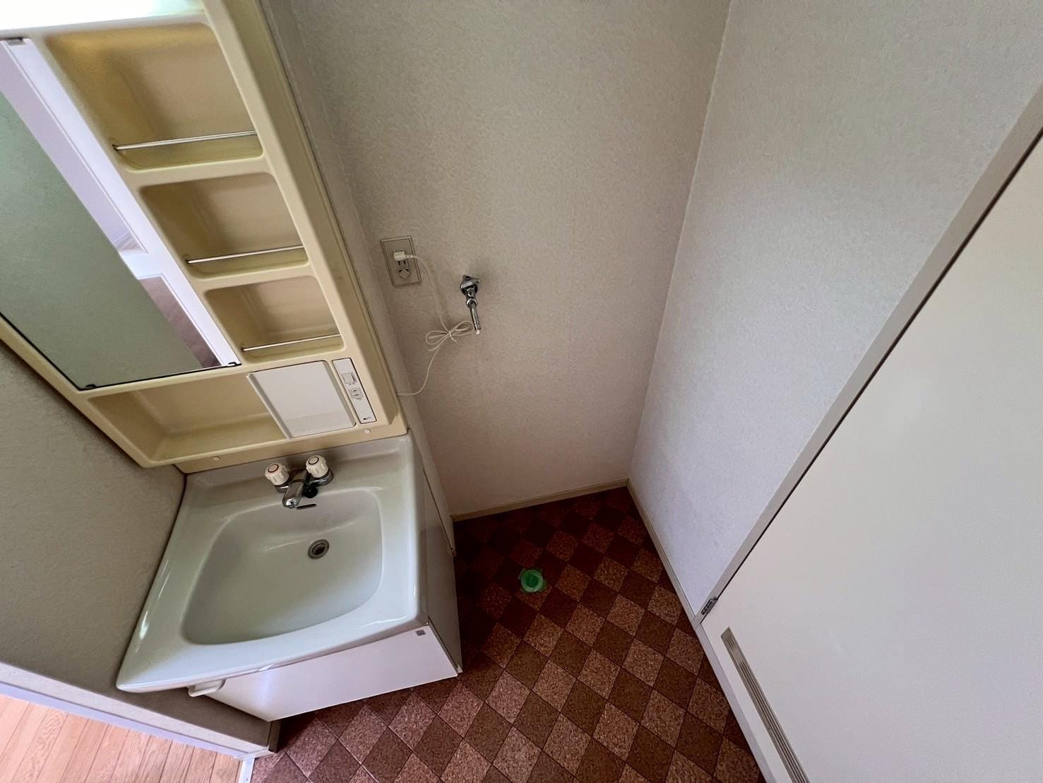 洗濯機置き場 メゾン白藤