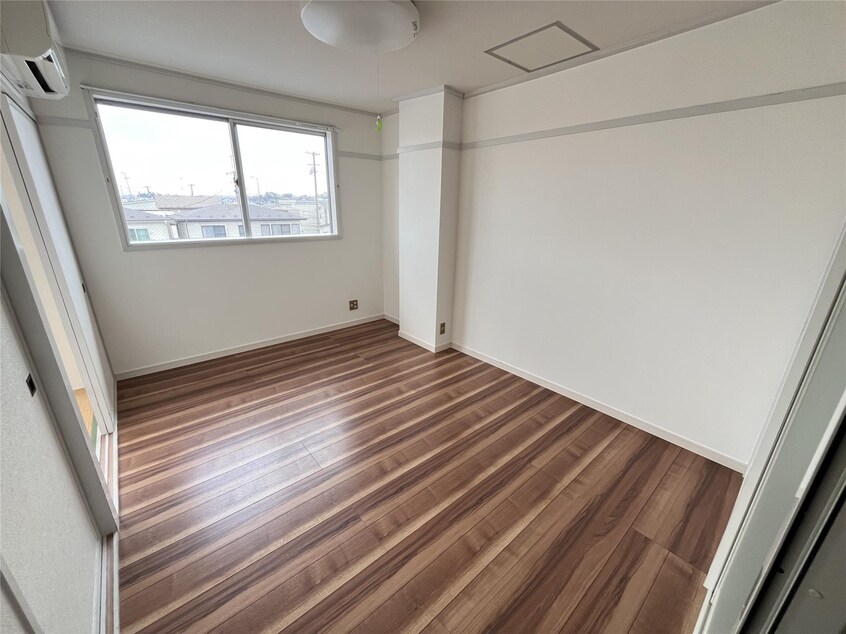 洋室 シャイン・me