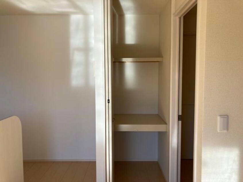 収納棚です。 UWATTE HILLS C