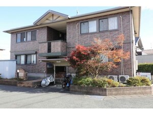リビングタウン泉もえぎ台　B