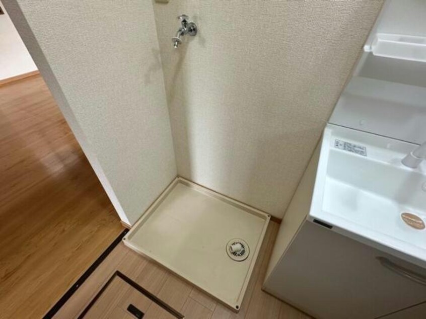  ロイヤルパレス　B