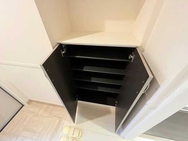 シューズボックス エデン