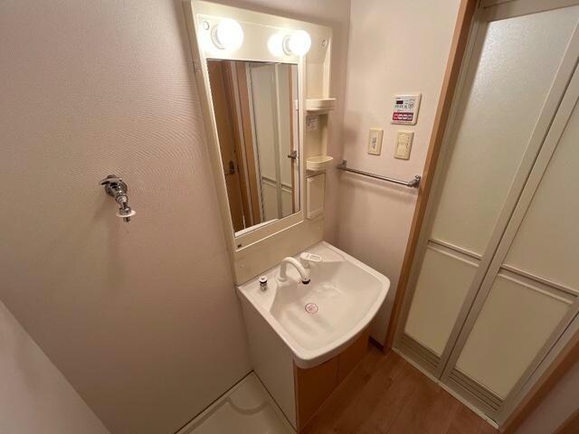  モア・ヴィーナス