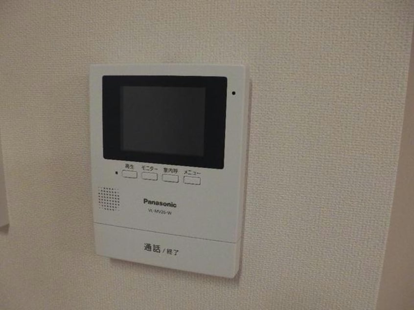  CREA　(クレア)