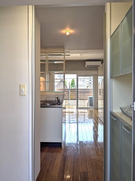  コリドールベイ