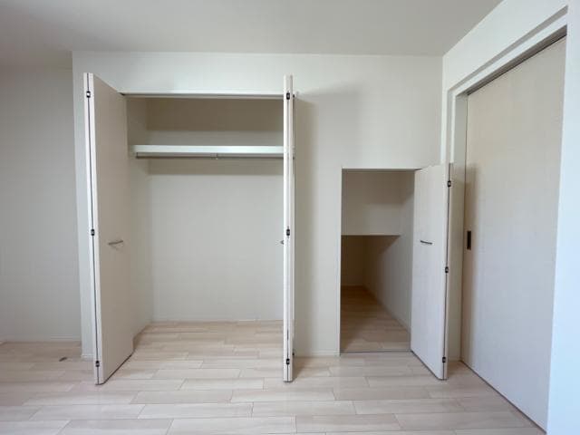 クローゼット ルリアンⅡ