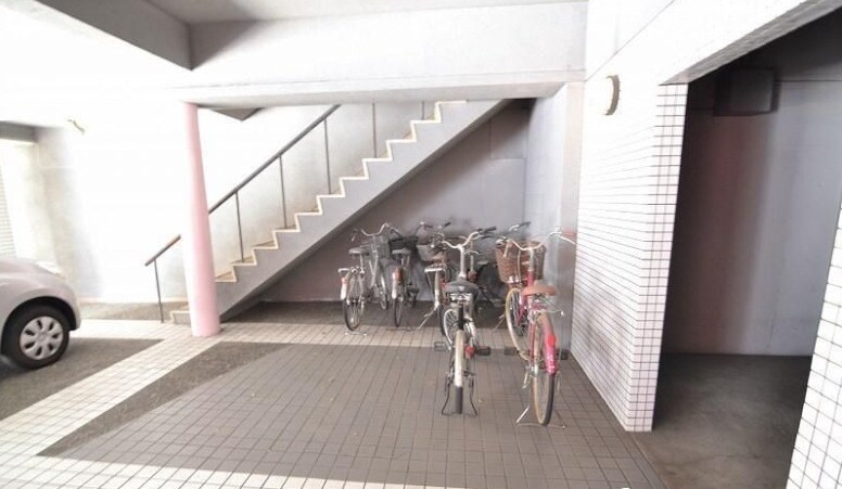  コンフォール錦町