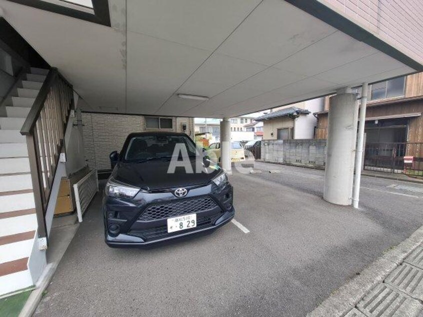  遠山ハイツⅢ