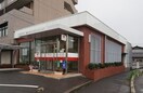 香川銀行鶴市出張所様まで800m アベニール鶴市Ｂ