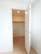  アベニール鶴市Ｂ