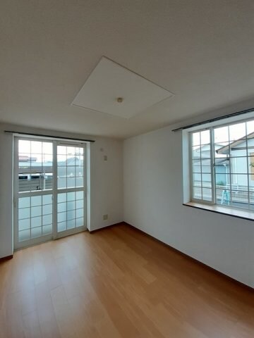  ララ・メゾン　Ａ