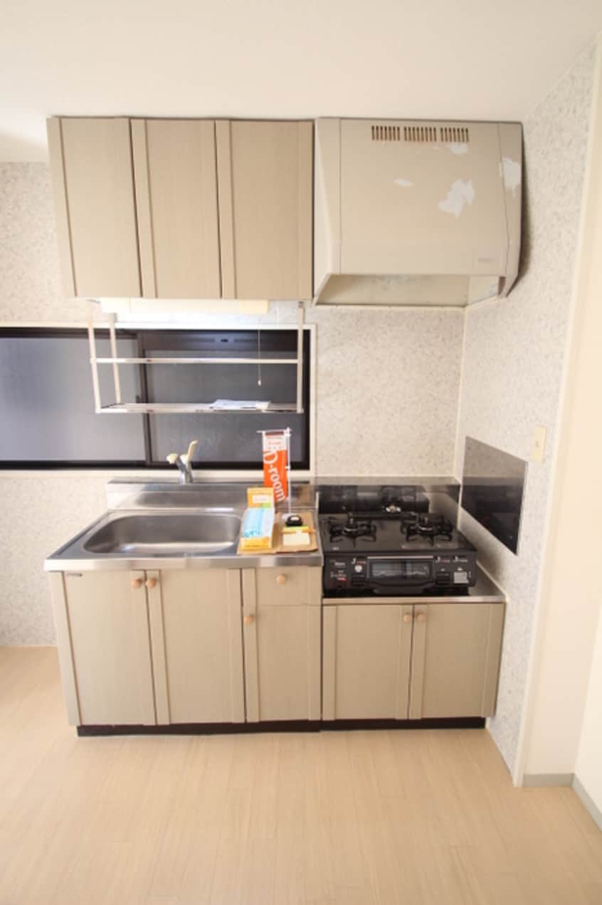  ロイヤルコート円座　B棟