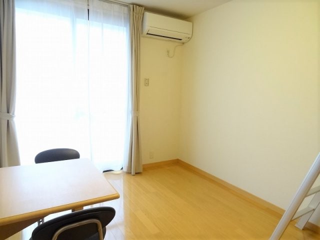  レオパレスオリーブ４８