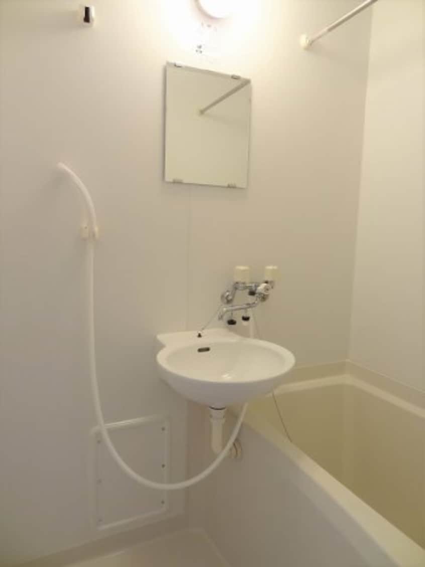  レオパレスオリーブ４８