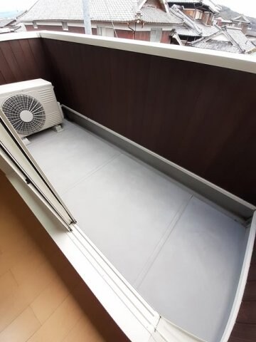  ラメゾン　ドゥ　カンパーニュＢ