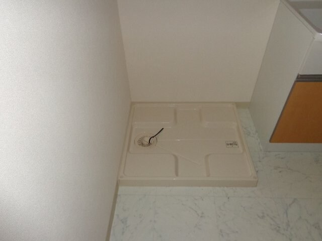 洗濯機置場 ハピネス古高松