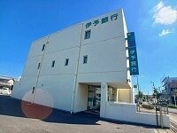 伊予銀行さんまで600m トルヴェ　ラ　フェーヴⅢ