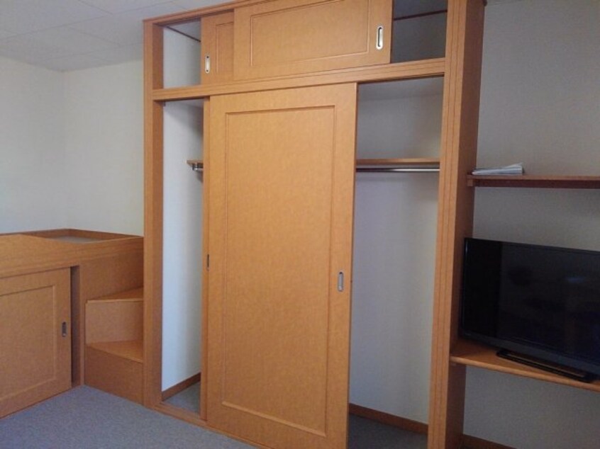  レオパレスクレール勝賀