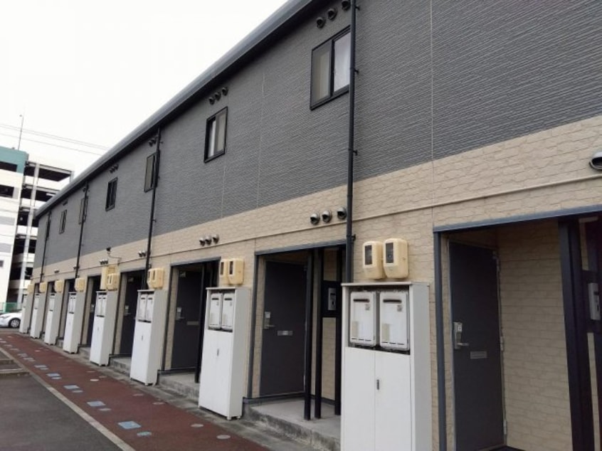  レオパレス西汐入リバーサイド