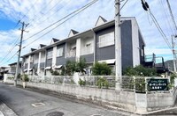 ガーデニングハイツ北高通り