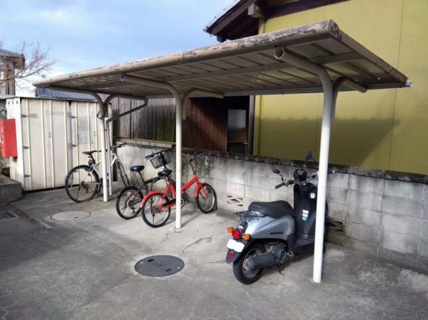  レオパレス坂出