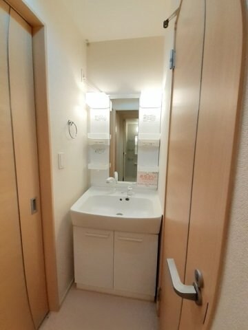  フェリーチェ　日新Ｂ