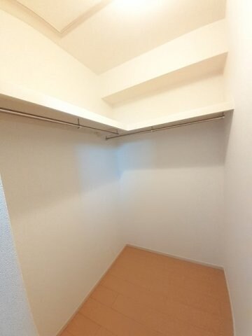  ラベリーズ・八幡