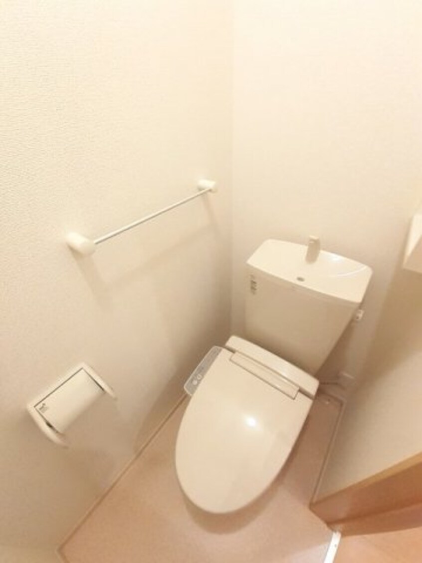  ラベリーズ・八幡