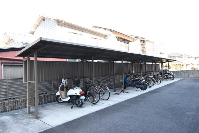  サンヒルズ伏石