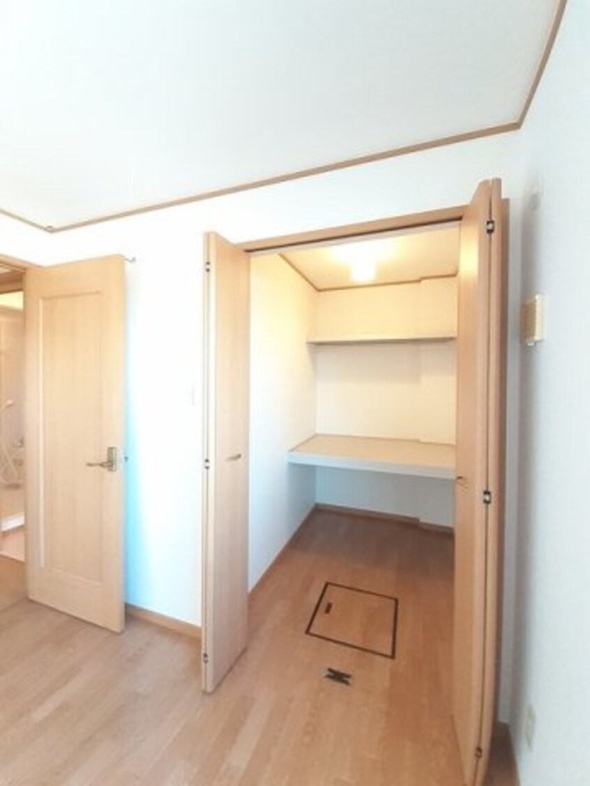  アロッジオＫ３　Ｂ