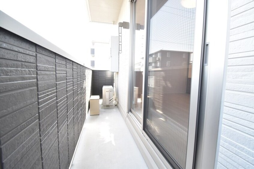  ユニヴェール　F棟