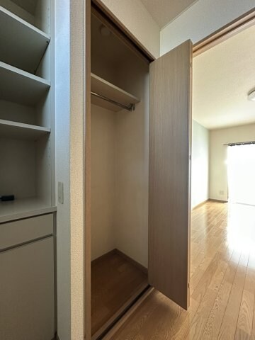  フィール１番館