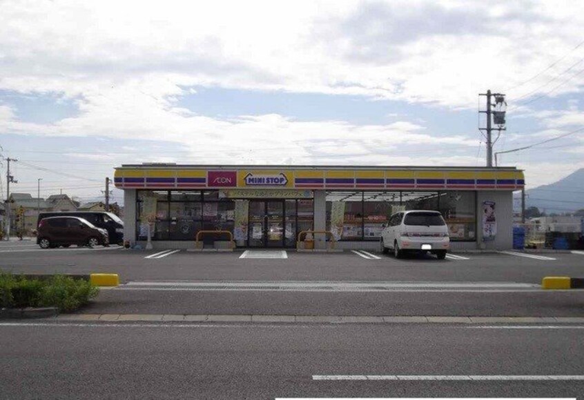 ミニストップ綾南町店まで1000m ＪＡＤＡ　Ｈｏｕｓｅ滝宮Ｈ