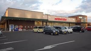 マルヨシセンター 木太店(スーパー)まで209m モア　ドリーム