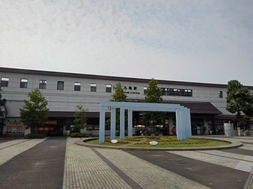 ＪＲ丸亀駅まで1300m ガーデンハウスＭ　Ｃ