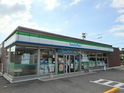 ファミリーマート坂出東梶店まで850m