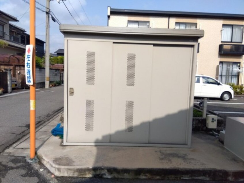  レオパレスドリーム坂出