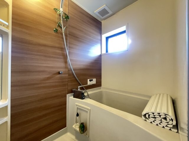  ユイマール　ガーデン　B棟