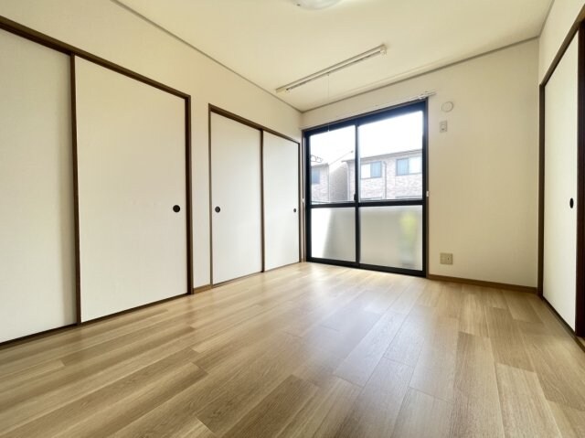  ユイマール　ガーデン　B棟