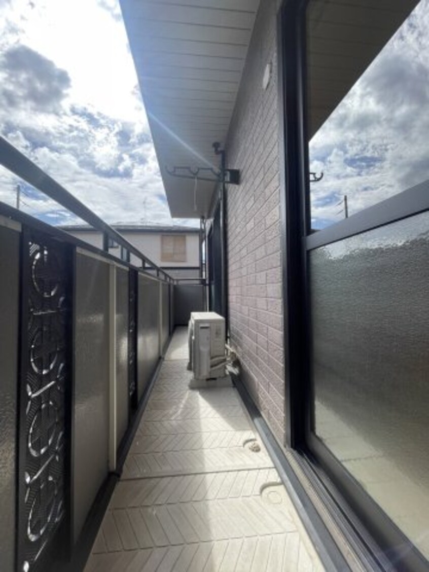  ユイマール　ガーデン　B棟