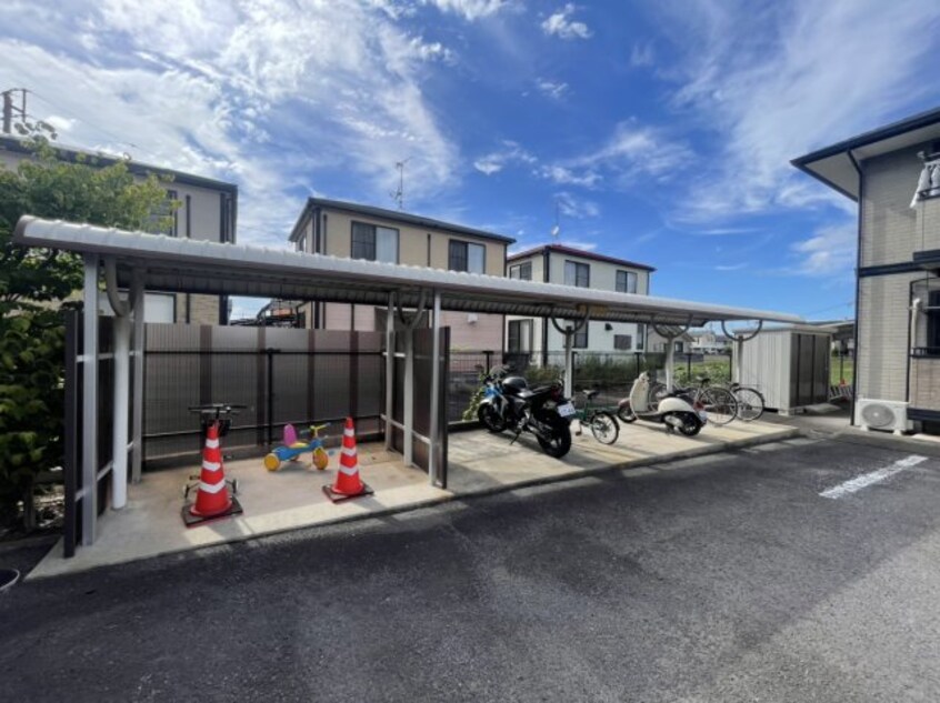  ユイマール　ガーデン　B棟