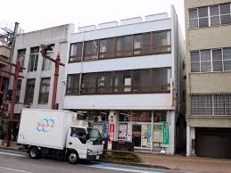高松瓦町郵便局(郵便局)まで346m エグゼクティブコート中新町