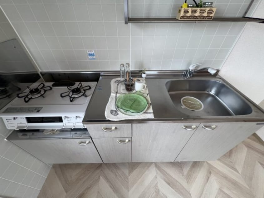  セジュール松縄 B棟