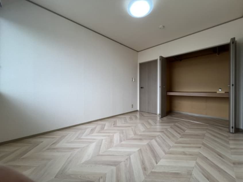  セジュール松縄 B棟