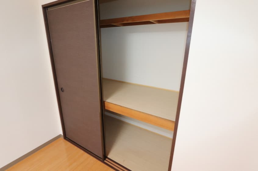  チェリータウン川東　A棟