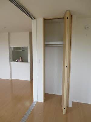  ウィステリア B棟