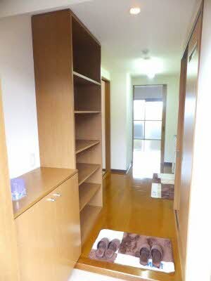  レーベンスクエア