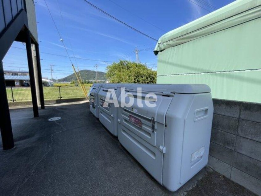  吉岡道上ハイツ1号地