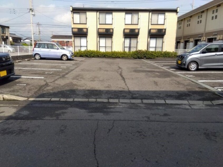  レオパレス東大浜２